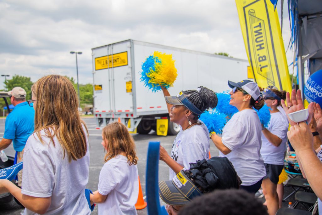 J.B. Hunt employees cheer on drivers at Truck Driver Championship event